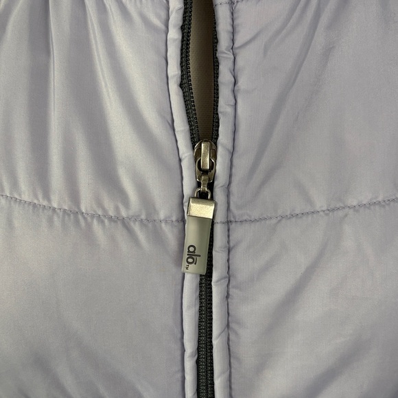 ALO Yoga Lavender Puffer Vest - Picture 5 of 7